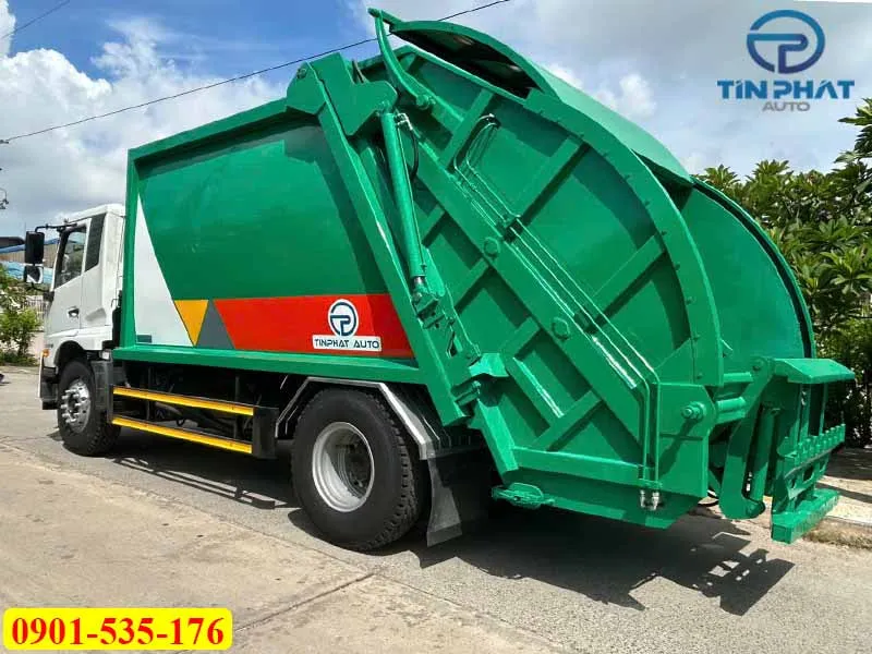 Xe Ép Rác 14 Khối UD Trucks PKE250 (Nâng Kẹp) 40 Cơ cấu lấy rác kiểu nâng kẹp của xe ép rác chuyên dụng ud trucks pke250 14 khối mới nhất 2025