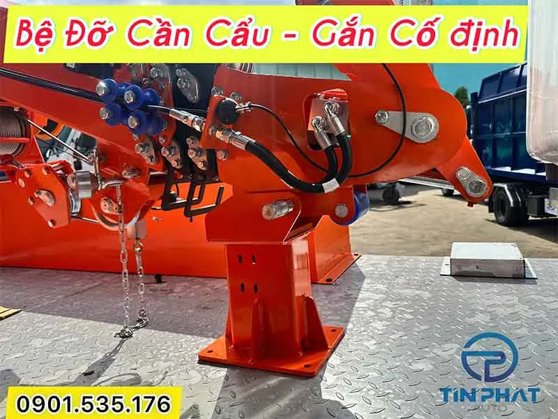 So Sánh Thang Nâng Người làm việc trên cao 12m Hangil và Genie 11 cây giá đỡ cần cẩu trên thang nâng tự hành hangil 12m