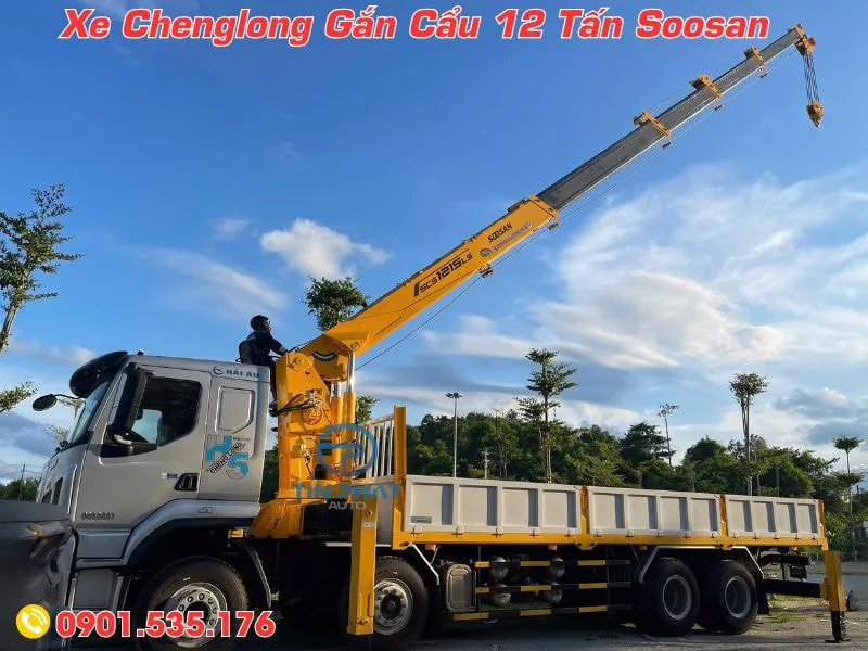 Xe Chenglong 4 Chân Gắn Cẩu Soosan SCS1215 (Mới Nhất 2025) 34 bán xe tải chenglong 4 chân gắn cẩu mới giá xưởng. cẩu 12 tấn vươn 5 đoạn cần