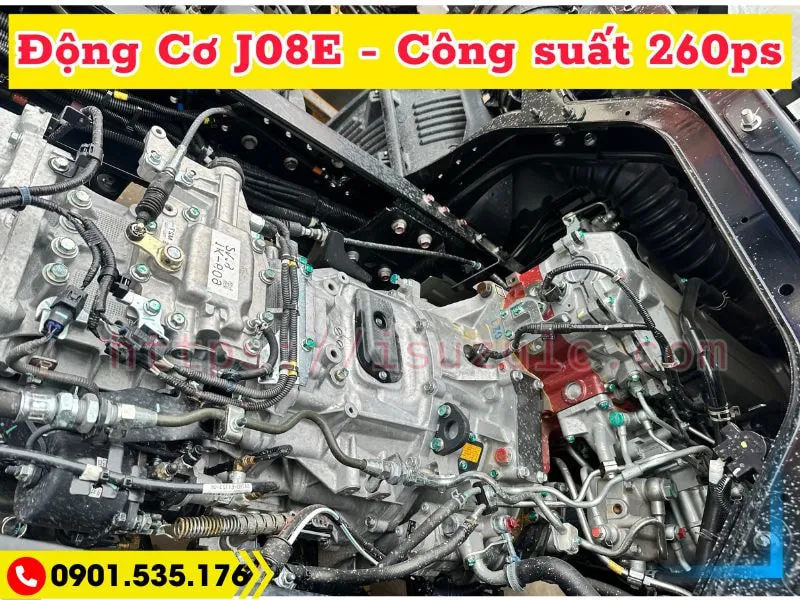Xe Ép Rác 14 Khối Hino FG (Euro 5) 36 Xe Hino FG sử dụng động cơ J08E-WB mạnh mẽ, bền bỉ. Dung tích 7.684cc, sản sinh công suất cực đại lên tới 260 PS và mô-men xoắn cực đại 794 N.m.