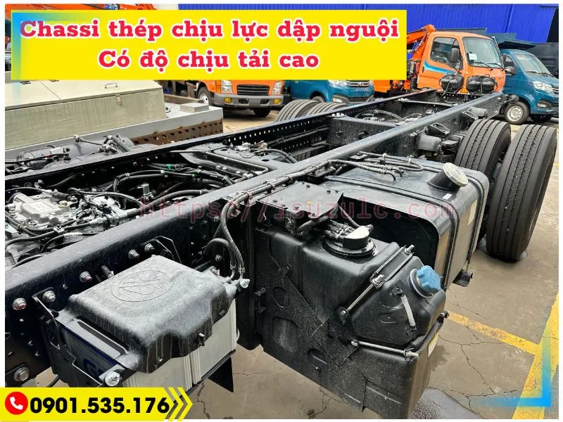 Xe Ép Rác 14 Khối Hino FG (Euro 5) 37 Chassis (sắt-xi) xe Hino FG ép rác được dập nguyên khối, chắc chắn và có nhiều lỗ chờ thuận tiện cho việc lắp đặt các loại thùng hàng và thiết bị chuyên dùng