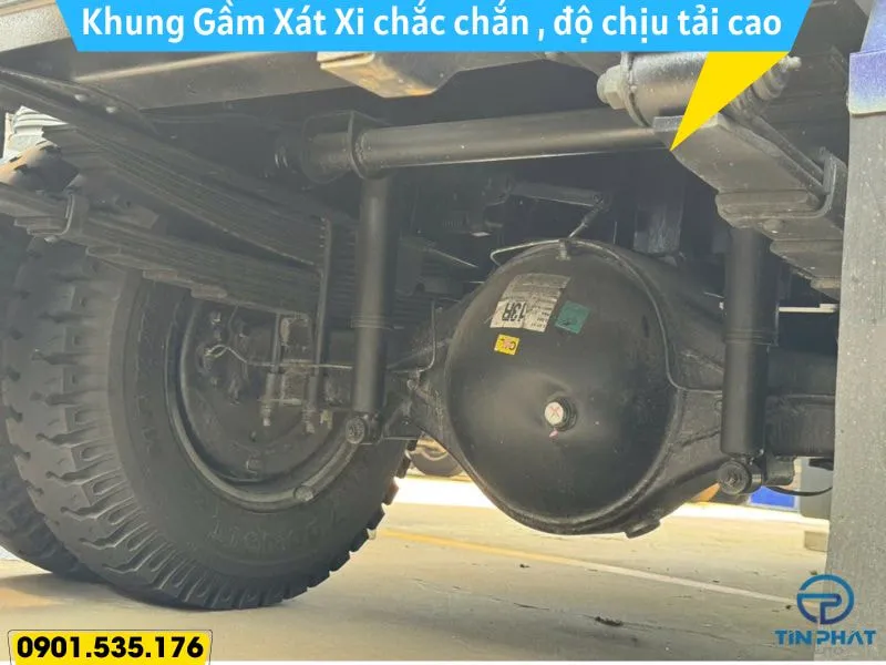 Xe Hút Bể Phốt 6 Khối Hyundai W11S 24 Khung gầm chassi xe bồn hút bể phốt 6 khối hyundai chắc chắn, có độ chịu tải cao