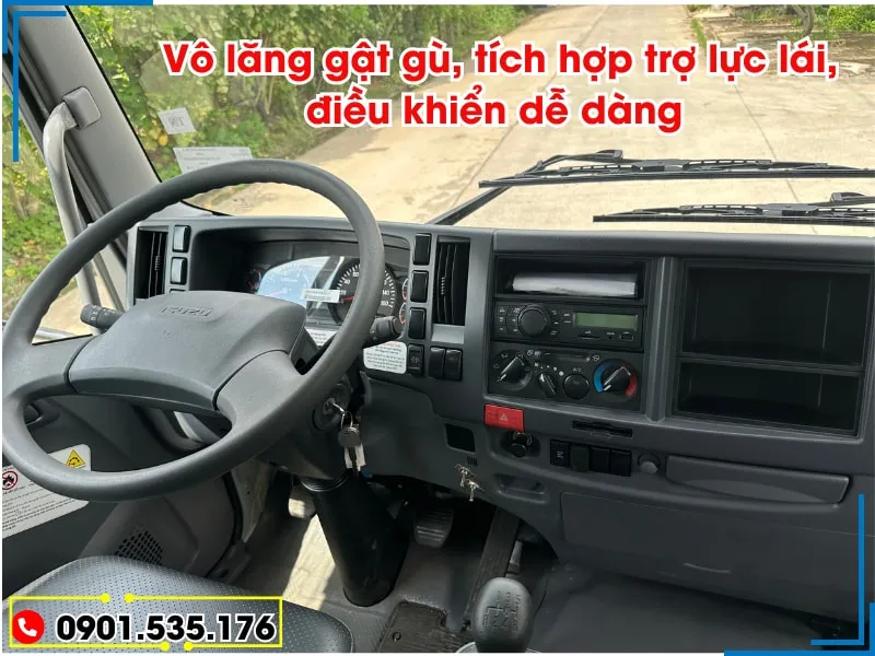 Xe Ép Rác 9 Khối Isuzu FRR (Máng Xúc) 27 Vô lăng xe màu đen xám có trợ lực lái, giúp an toàn khi sử dụng